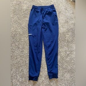 Navy Sketchers jogger scrubs. Size XS